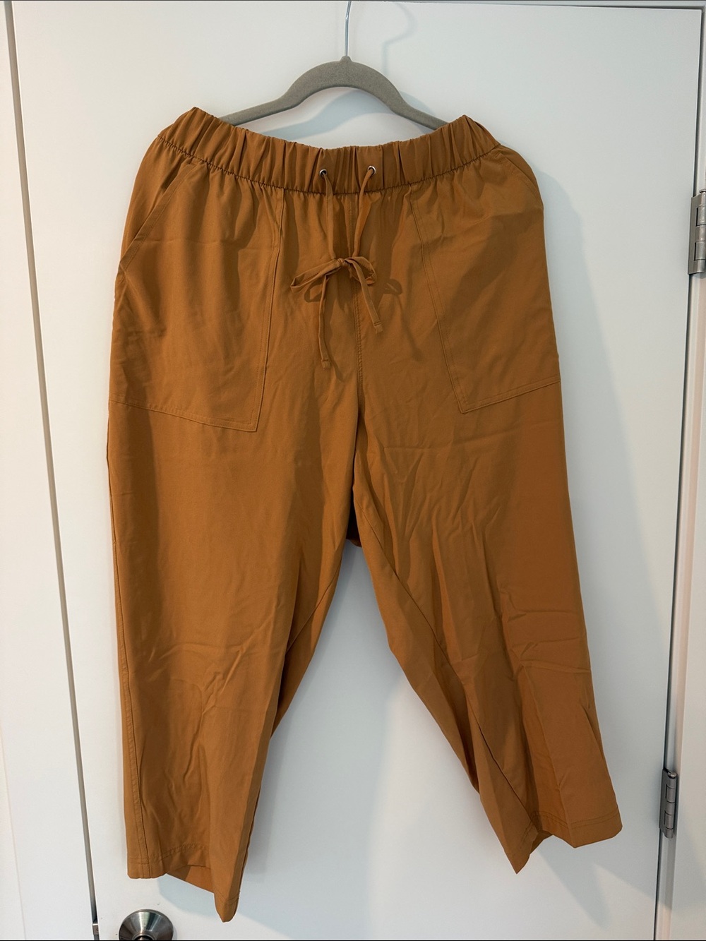 Old Navy Lightweight Cropped Active Pants XL